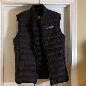 Men’s puffy vest